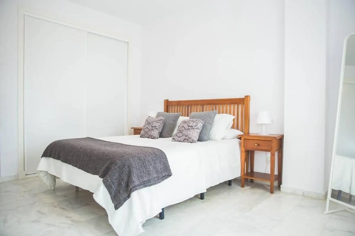 Apartment Apartamento Las Chapas - Bonito Y Tranquilo Marbella Spain