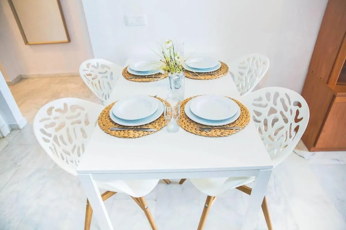 Apartamento Las Chapas - Bonito Y Tranquilo Apartment Marbella